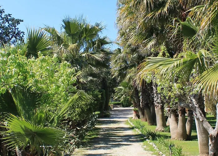 La Serra - De Bonis San Cesario di Lecce